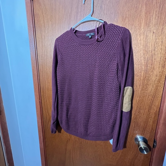 Lety & Me size Medium maroon long sleeved top - Picture 2 of 3